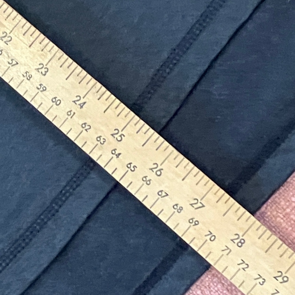 Reebok large wm’s Performance Long Sleeve Shirt / fleece sweater - Picture 8 of 16